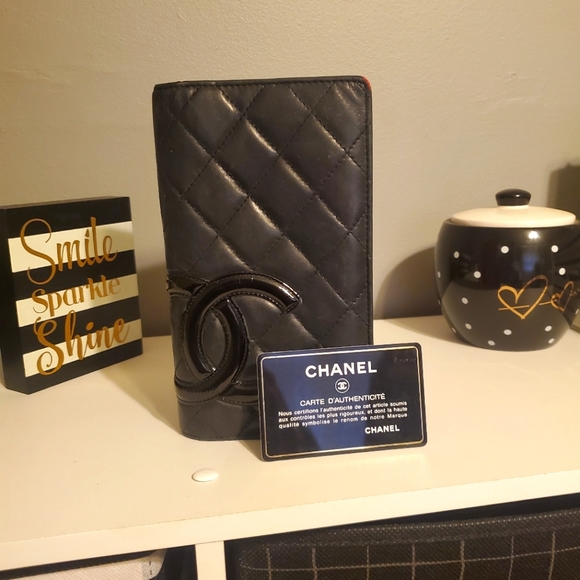 Chanel Lambskin wallet - Picture 1 of 10